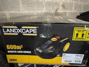 Robot tondeuse auto landxcape lx991 neuve 600m2 beschikbaar voor biedingen