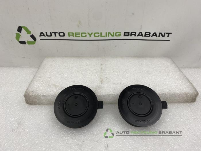 Afdekkap koplamp links van een Landrover Discovery, Auto-onderdelen, Verlichting, Gebruikt, 3 maanden garantie