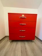 Rode ladekast, Ophalen, Gebruikt