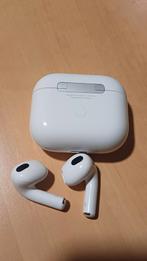 Airpods 3 / nooit gebruikt met de factor - vroeger maand, Telecommunicatie, Mobiele telefoons | Apple iPhone, Nieuw, Ophalen of Verzenden