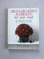 Droogbloemen schikken het jaar rond., Boeken, Ophalen of Verzenden, Gelezen, Raworth&Berry