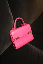 Delvaux micro tempête fuchsia, Ophalen, Zo goed als nieuw