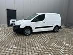 PeugeotPartner1.6hdi|Euro6|3zit|trekhaak|grootonderhoud, Auto's, Bestelwagens en Lichte vracht, 4 cilinders, 1600 cc, Wit, Bedrijf