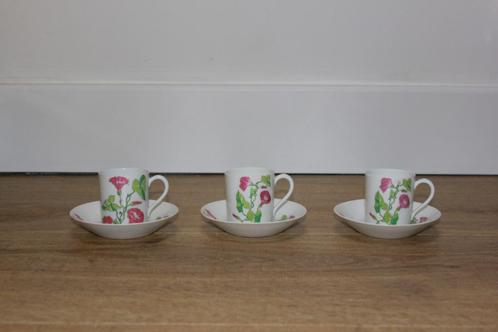 NBD Limoges France 3 kopjes met schotel porselein, Huis en Inrichting, Keuken | Servies, Zo goed als nieuw, Kop(pen) en/of Schotel(s)