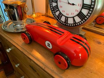 Authentic Models Race auto beschikbaar voor biedingen