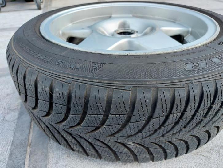 Winterbanden 195/55 16 + Gotti velg - Ford Saab Peugeot, Auto-onderdelen, Banden en Velgen, Banden en Velgen, Winterbanden, 16 inch