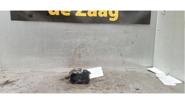 Gasklephuis van een Opel Corsa, Auto-onderdelen, Motor en Toebehoren, Opel, Gebruikt, 3 maanden garantie, Ophalen of Verzenden