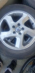 Velgen met banden komen van volvov60, Ophalen, Band(en)