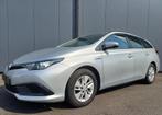 Toyota Auris Touring Sports Hybrid MHEV AC/CAMERA/DAB+/ECO/, Autos, Argent ou Gris, 0 kg, 136 ch, Automatique