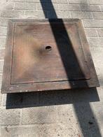 Putdeksel 60x60cm + 3x betonnen opzetstuk 54x54x10 cm, Ophalen, Zo goed als nieuw