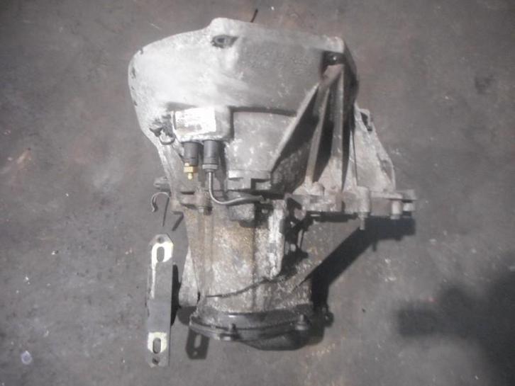 VERSNELLINGSBAK Ford Ka I (01-1996/11-2008), Auto-onderdelen, Transmissie en Toebehoren, Ford, Gebruikt