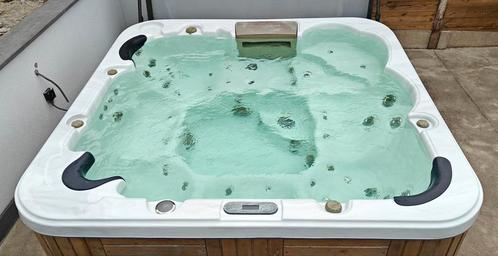 JACUZZI - Bo-Spas Balboa Jamaica Silverwhite (5+1), Tuin en Terras, Bubbelbaden en Hottubs, Gebruikt, Ophalen