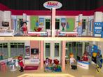 Groot hotel Playmobil, Kinderen en Baby's, Speelgoed | Playmobil, Complete set, Zo goed als nieuw, Ophalen
