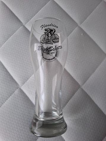 Zeldzaam bierglas Briek Schotte  beschikbaar voor biedingen
