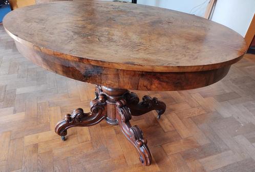 Ovale tafel fineer met mooie voet, Antiek en Kunst, Curiosa en Brocante, Ophalen