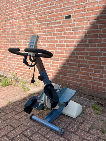Thera trainer Stoelfiets beschikbaar voor biedingen