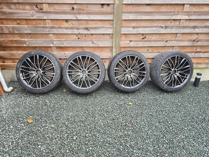 Velgenset met nieuwe banden, Auto-onderdelen, Banden en Velgen, Band(en), 19 inch, Nieuw, Ophalen