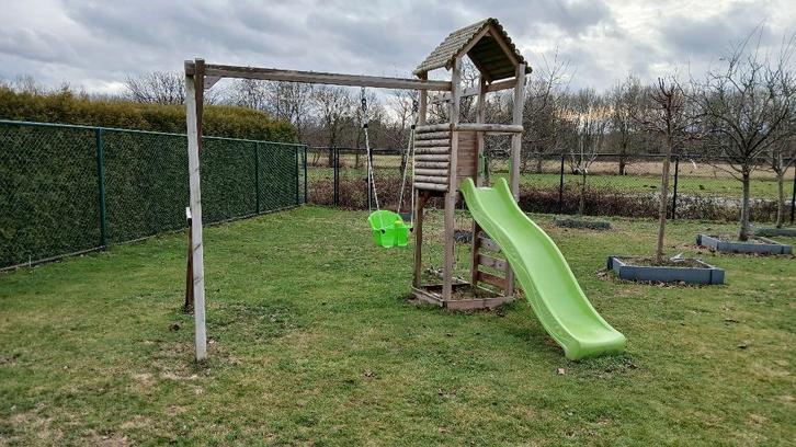 Schommel met huisje en schuifaf, Enfants & Bébés, Jouets | Extérieur | Aires de jeux, Toboggan, Filet à grimper, Mur d'escalade
