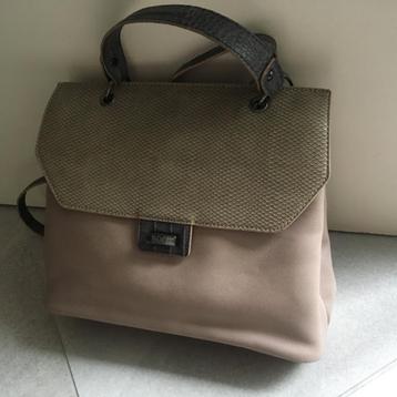 Beige handtas Boo nooit gebruikt. beschikbaar voor biedingen