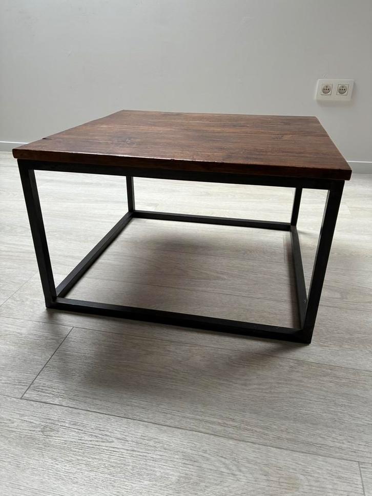 Table basse en métal et bois, Maison & Meubles, Tables | Tables de salon, Carré, Métal, Enlèvement
