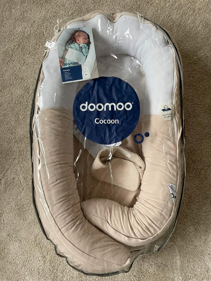 Doomoo Cocoon - Nid pour bébé - Tetra Jersey Sand, Enfants & Bébés, Berceaux & Lits, Utilisé, Enlèvement