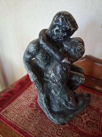 Beeld kus van Rodin beschikbaar voor biedingen