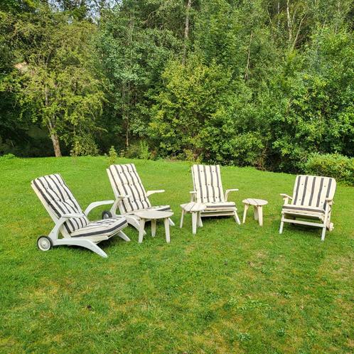 Tuinmeubelset van wit hout, Tuin en Terras, Tuinsets en Loungesets, Zo goed als nieuw, Tuinset, Hout, 4 zitplaatsen, Bijzettafel