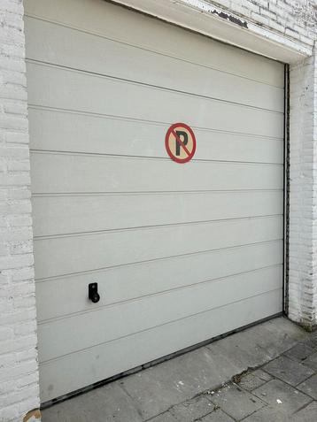 Garage deur zelf demonteren  beschikbaar voor biedingen