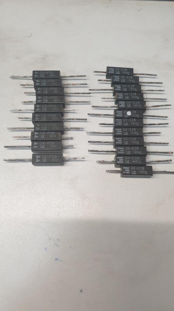 jw1342: Hoogspanning-diode UX-5FB of UX-C2B voor microgolf, Hobby en Vrije tijd, Elektronica-componenten, Gebruikt, Ophalen of Verzenden