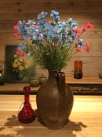 Oude vaas met bloemen, Ophalen, Steen, Overige kleuren, 50 tot 75 cm