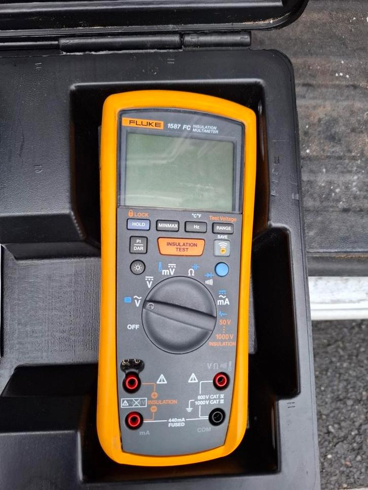 Fluke 1587 fc, Doe-het-zelf en Bouw, Meetapparatuur, Zo goed als nieuw, Multimeter, Ophalen of Verzenden