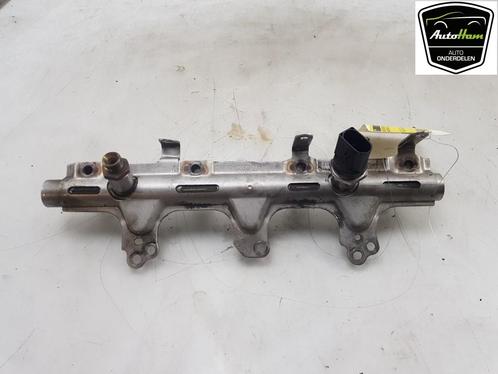 INJECTIEGALERIJ Skoda Octavia Combi (1Z5) (01-2004/06-2013), Auto-onderdelen, Brandstofsystemen, Skoda, Gebruikt