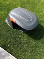Robotmaaier + garage, Tuin en Terras, Ophalen