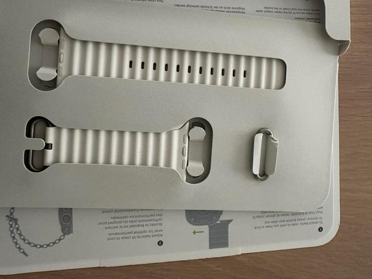 Nieuw Apple Watch ultra 2 49 mm bandje Ocean Titanium bandje, Handtassen en Accessoires, Smartwatches, Zo goed als nieuw, Ophalen of Verzenden