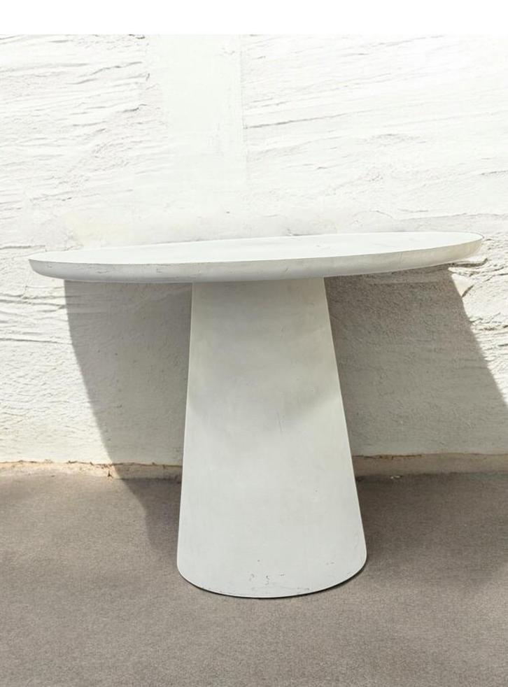 Design Eettafel in prima staat 77cmx100 cm, Huis en Inrichting, Tafels | Bijzettafels, Zo goed als nieuw, Ophalen of Verzenden