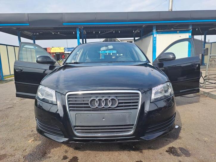 Audi A3. 1.4 essence 2009.5porte euro 5A roul très bien, Auto's, Audi, Bedrijf, Te koop, A3, ABS, Airbags, Airconditioning, Alarm