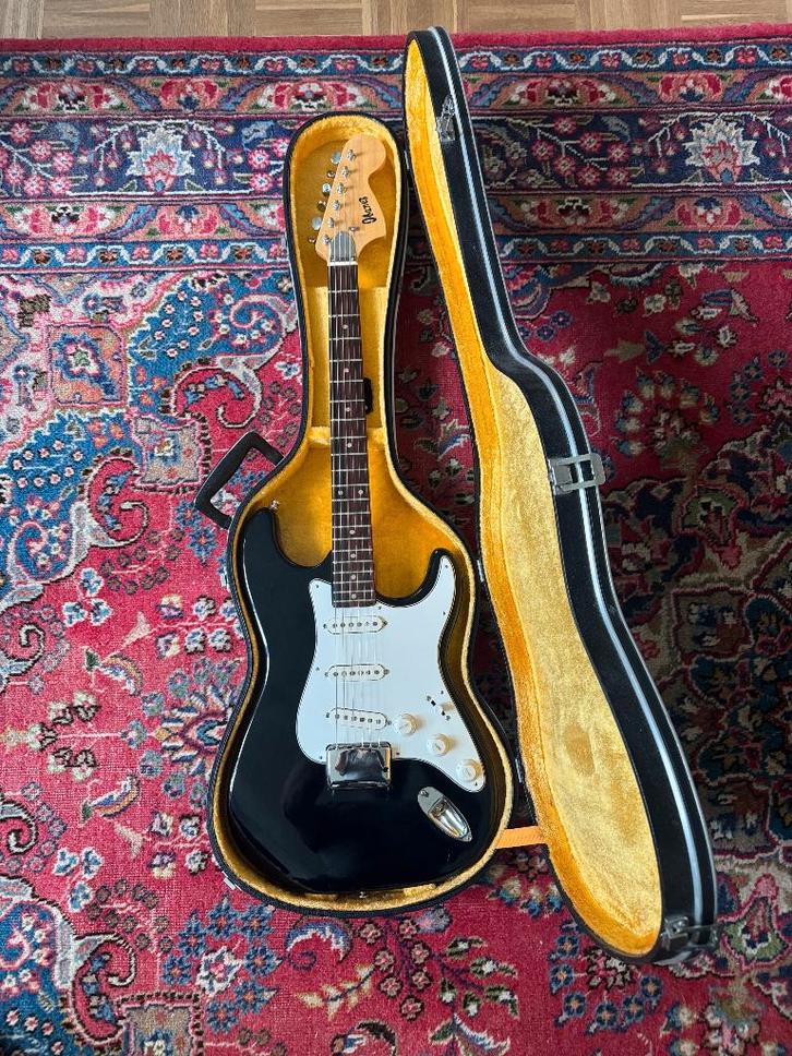 Ibanez 2375 Stratocaster Black Pre-Lawsuit, Muziek en Instrumenten, Snaarinstrumenten | Gitaren | Elektrisch, Gebruikt, Solid body