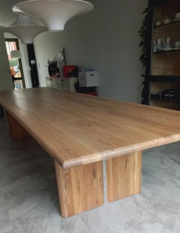 Diverse modellen lange tafels tot 4 meter lang eiken op maat beschikbaar voor biedingen