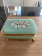 antiek sieradendoosje van opalineglas Fratelli Ferro, Antiek en Kunst, Ophalen