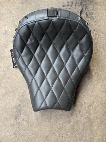 Indian Scout Bobber Verwarmd Corbin Solo Zadel – Comfort & P beschikbaar voor biedingen