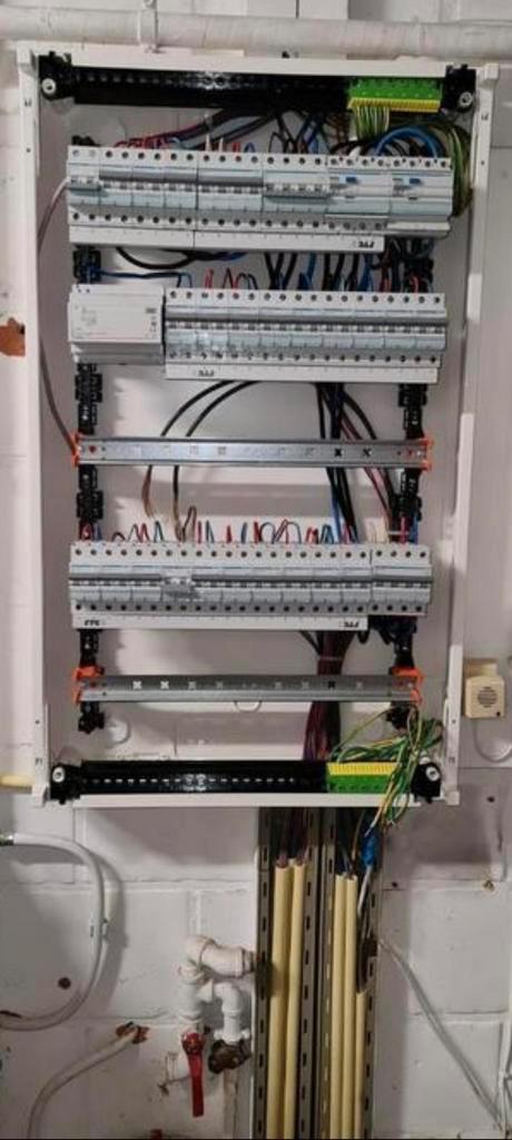 Électricien installation et dépannage 24/24 liège 🔋🔌⚡️, Doe-het-zelf en Bouw, Elektriciteit en Kabels, Ophalen of Verzenden