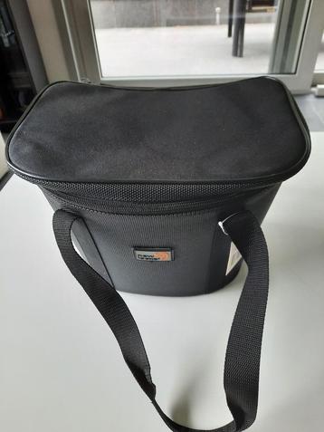 New Looxs inzettas fietsmand beschikbaar voor biedingen