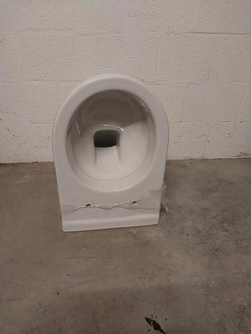 Nieuwe Roca Hangtoilet beschikbaar voor biedingen