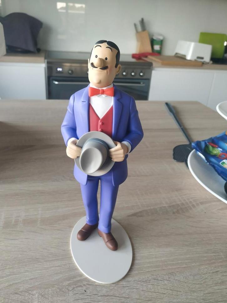 Kuifje Kuifje Hergé denkbeeldig museum Séraphin lampion lebl, Verzamelen, Stripfiguren, Zo goed als nieuw, Kuifje, Ophalen of Verzenden