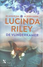 Lucinda Riley - De vlinderkamer., Boeken, Romans, Gelezen, België, Lucinda Riley, Ophalen of Verzenden