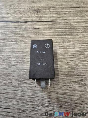 Relais BMW 3, 5 serie E36 E34 en Z3 E36 1391725 beschikbaar voor biedingen