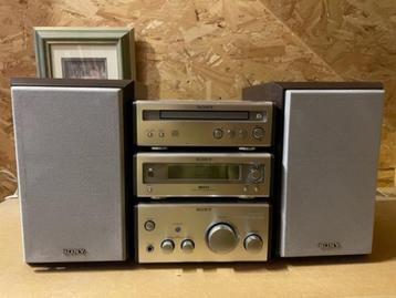 Sony  mini stereoinstallatie beschikbaar voor biedingen
