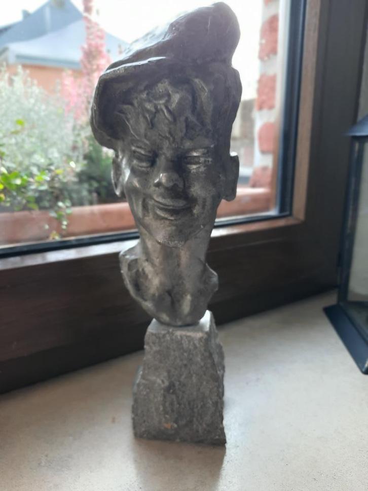 SCULPTURE Ernest Patris.  Statue Ernest Patris. 28CM. HORTA, Antiquités & Art, Art | Sculptures & Bois, Enlèvement ou Envoi