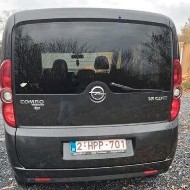 Hotel met combinatietour. Passthrough control met registrati, Auto's, Opel, Particulier, Combo Tour, Airconditioning, Alarm, Bluetooth