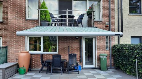 TE KOOP : ZONNELUIFEL VERANO, Tuin en Terras, Zonneschermen, Zo goed als nieuw, Knikarmscherm, Elektrisch, Ophalen